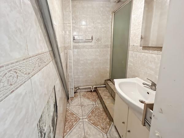 Marseille15ème T4 DE 65 M² avec balcon, vue dégagée et apercu mer (idéal investisseur)