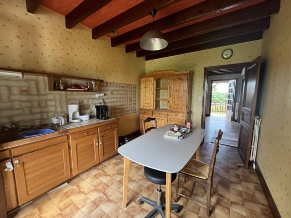 Maison à louer |  Rochechouart |  7 pièces | 143 m²