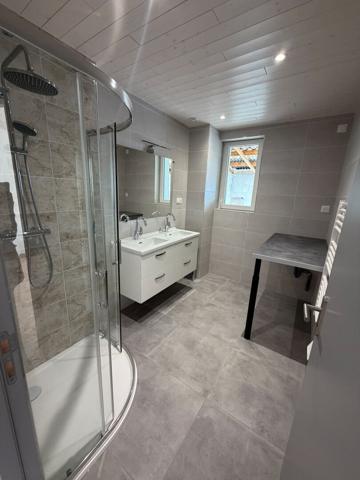 Appartement T4 refait à neuf