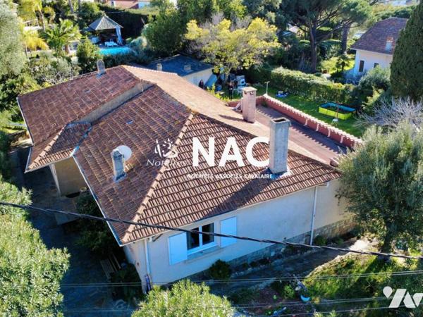 Maison de 158m² et sa dépendance sur terrain de 962m² à vendre proche du centre-ville