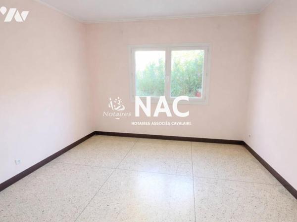 Maison de 158m² et sa dépendance sur terrain de 962m² à vendre proche du centre-ville