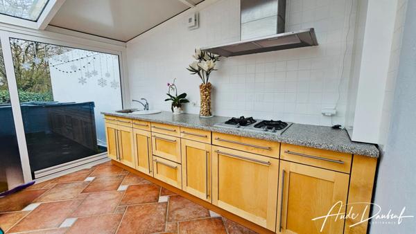 Malagny - Douane de Sézegnin - Maison 5 pièces - 3 chambres, véranda, sous-sol