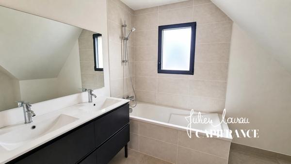 Maison de 2025 à vendre - 6 pièces - 115 m² environ pour 412 m² de Terrain - TREGUNC (29)