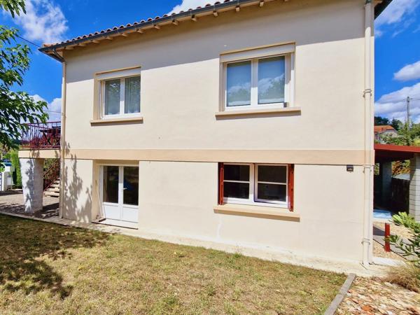 Maison de 3/4 chambres avec garage et jardin au centre d'Eymet