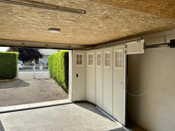 Maison de 3/4 chambres avec garage et jardin au centre d'Eymet
