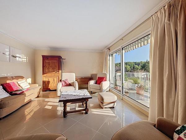 Très beau 5p dans le Parc des Aigles