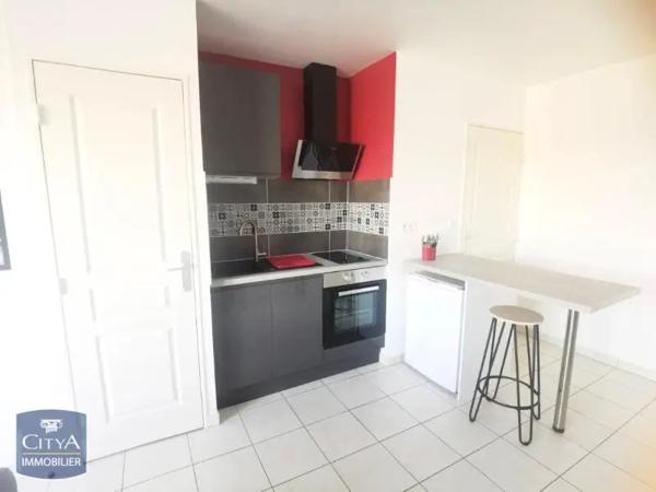 Appartement à louer 2 pièces 33.74m² Tours (37100)