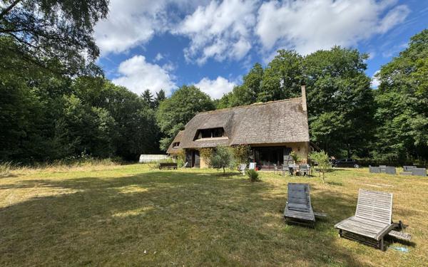 Maison à vendre    8 pièces •  Saint-André-de-l'Eure