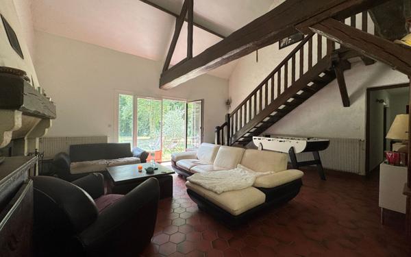 Maison à vendre    8 pièces •  Saint-André-de-l'Eure