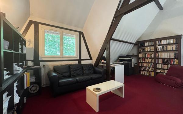 Maison à vendre    8 pièces •  Saint-André-de-l'Eure