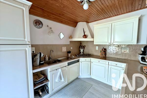 Maison à vendre 7 pièces 172 m² Fougax-et-Barrineuf