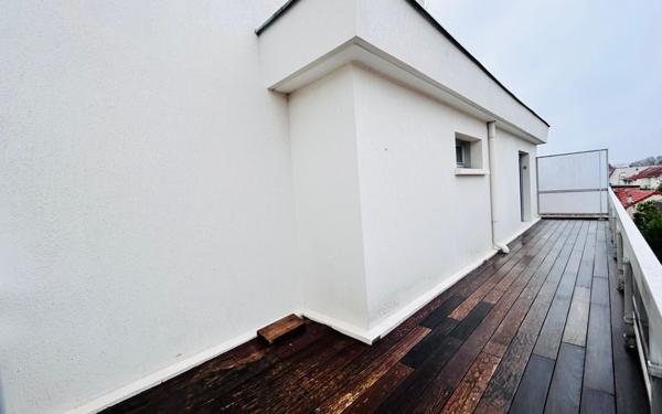 Appartement à louer    3 pièces • 85,35 m2 Le Perreux-sur-Marne