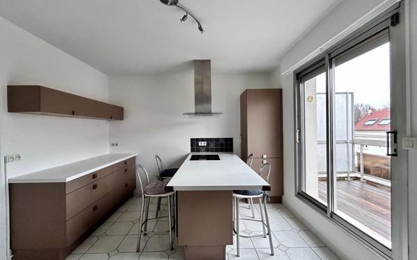 Appartement à louer    3 pièces • 85,35 m2 Le Perreux-sur-Marne