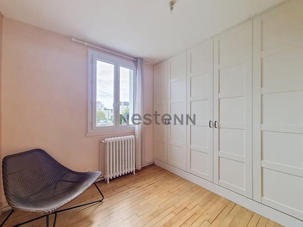 TOURS NORD -  MAISON RENOVEE AVEC 3 CHAMBRES, DEPENDANCE, GARAGE ET JARDIN