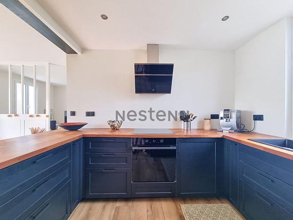 TOURS NORD -  MAISON RENOVEE AVEC 3 CHAMBRES, DEPENDANCE, GARAGE ET JARDIN