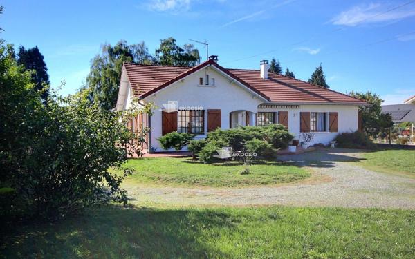 Maison à vendre    5 pièces •  Lamarque-Pontacq