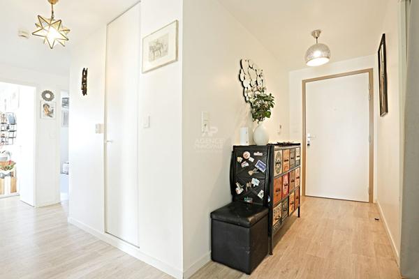 Appartement Nanterre 5 pièce(s) 100 m2 €595 000 ** - Référence 15341