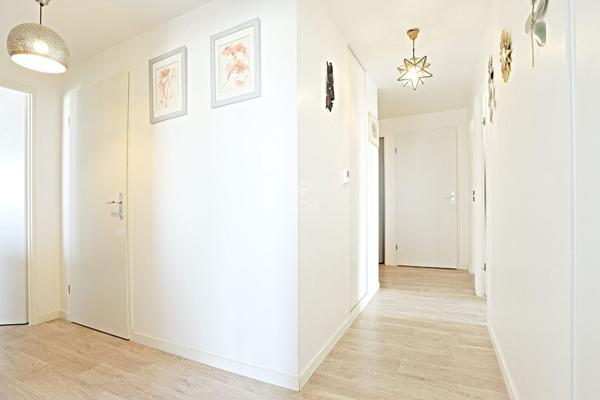 Appartement Nanterre 5 pièce(s) 100 m2 €595 000 ** - Référence 15341