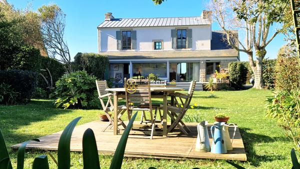 Maison Plougasnou 8 pièce(s) 217 m2