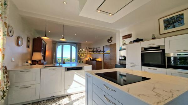 Maison Plougasnou 8 pièce(s) 217 m2