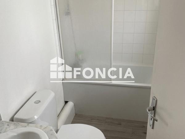 Location Studio 16 m² - 98 BOULEVARD CARNOT Le Mans 72000