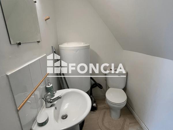 Location Studio meublé 27.06 m² - 60 RUE SAINT PAVIN DES CHAMPS Le Mans 72000