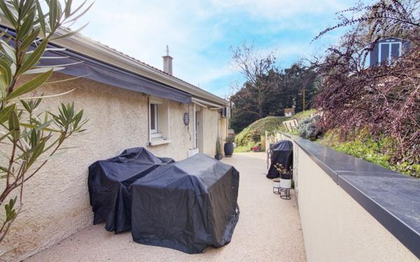 Maison à vendre    4 pièces •  Genilac