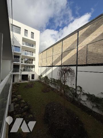 EXCLUSIVITE - REIMS- Copro neuve- Rue du Champs de Mars- T1 de 26,13m2 avec balcon - loué