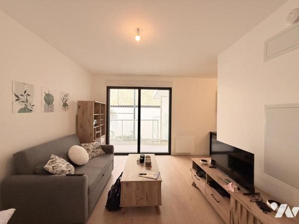 EXCLUSIVITE - REIMS- Copro neuve- Rue du Champs de Mars- T1 de 26,13m2 avec balcon - loué