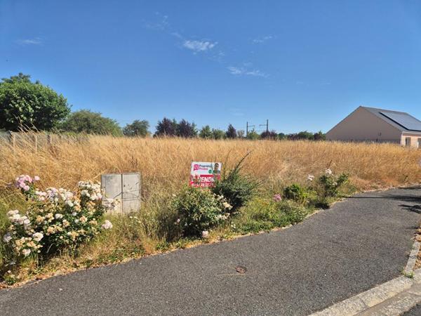Terrain Courville Sur Eure 909 m2