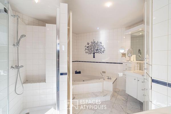 Maison d’architecte avec piscine à l’abri des regards