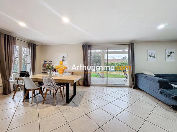 Vente                                                      Maison
                        
                     5 pièces                      101 m2                     à Optevoz