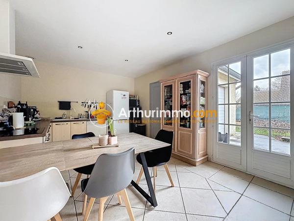 Vente                                                      Maison
                        
                     5 pièces                      101 m2                     à Optevoz
