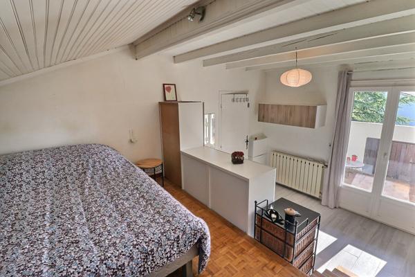 A VENDRE Entraigues Sur La Sorgue Maison 5 pièce(s) 130 m²