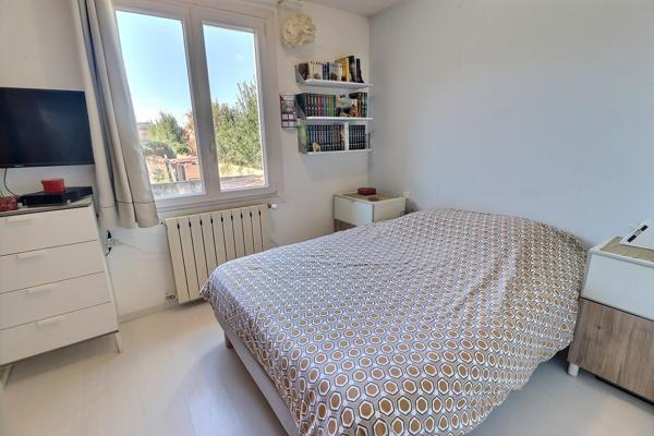 A VENDRE Entraigues Sur La Sorgue Maison 5 pièce(s) 130 m²