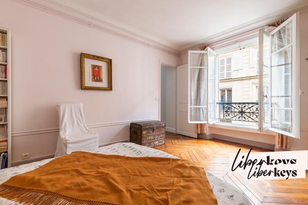 Appartement traversant de 4 pièces de 89 m² - Métro Hôtel de ville - Paris 4 