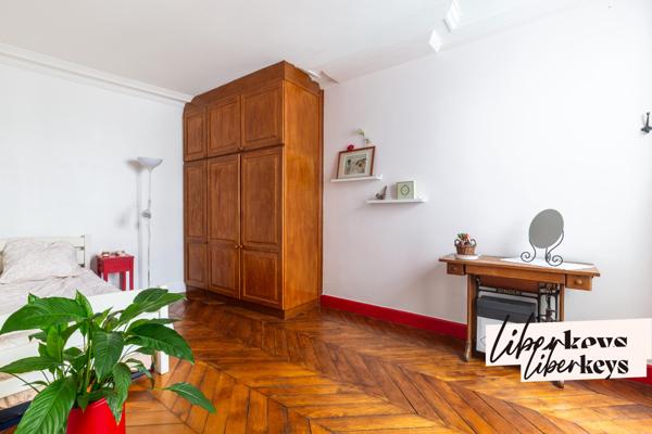 Appartement traversant de 4 pièces de 89 m² - Métro Hôtel de ville - Paris 4 