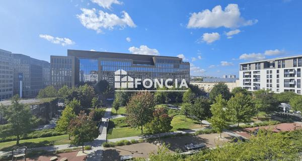 À vendre Appartement 4 pièces 79 m² - La Plaine St Denis 93210