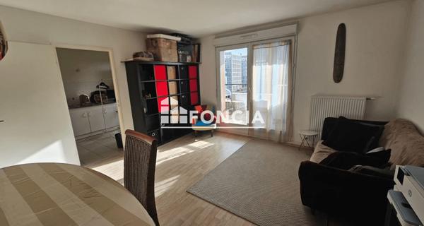 À vendre Appartement 4 pièces 79 m² - La Plaine St Denis 93210
