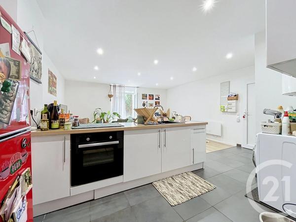 Immeuble à vendre  335,87 m 2   ST JULIEN LES METZ  - 57