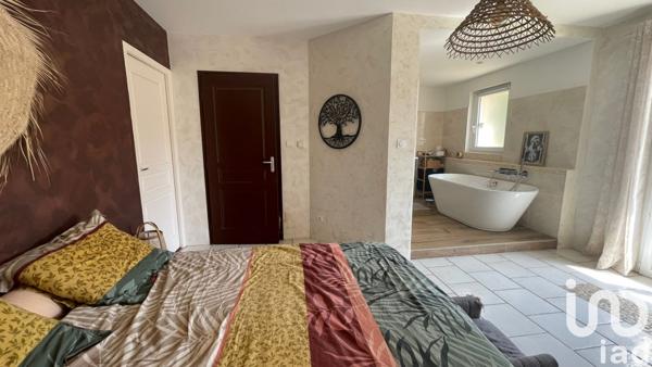 Maison à vendre 8 pièces 226 m² Plaisance