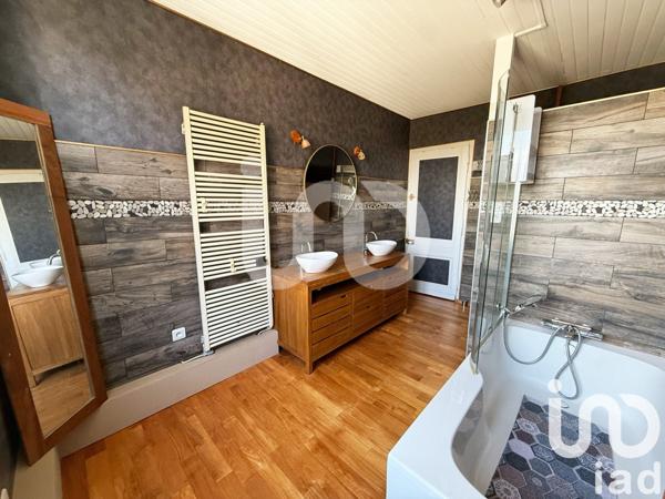 Maison à vendre 8 pièces 195 m² Saint-Ouen-de-Thouberville