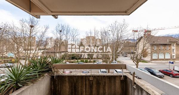 À vendre Studio 26 m² - ÉChirolles 38130