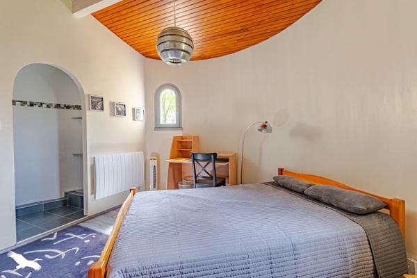 Maison à vendre |                                       Fargues-Saint-Hilaire |                                        6 pièces  |  173 m²