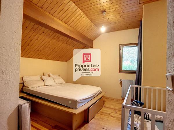 Maison Ugine 8 pièces 195 m2