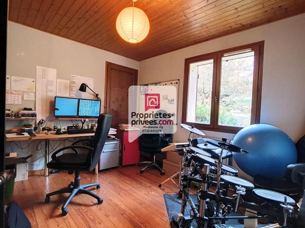 Maison Ugine 8 pièces 195 m2