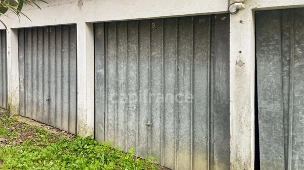 Garage (Box individuel) au calme – Rue Pierre, Bordeaux