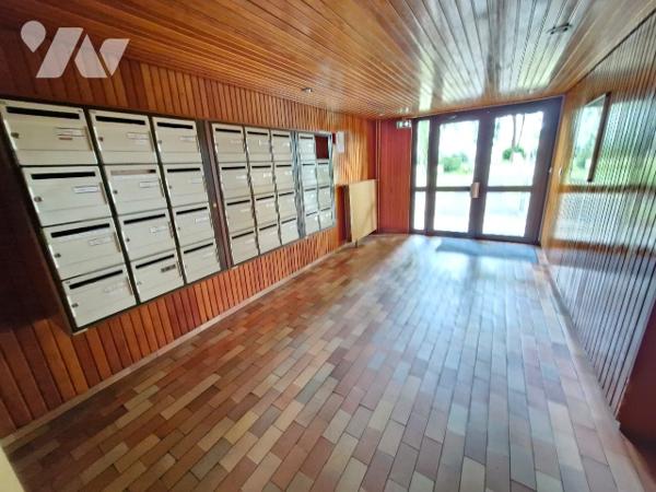 FLEURY-LES-AUBRAIS Quartier de Lamballe appartement T 3 refait à neuf