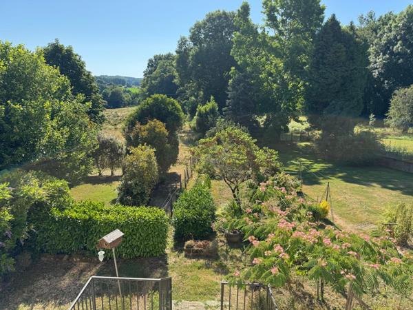 En pierre - Grange & jardin  attenants - 2 à 4 chambres