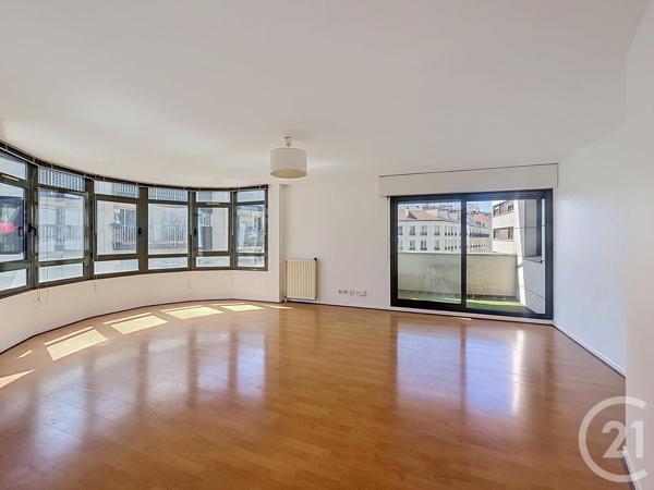 Appartement à vendre  3 pièces - 70,23 m 2   PARIS  - 75015